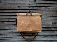 Image 5 of Messenger bag in waxed canvas / Musette with adjustable shoulderstrap UNISEX