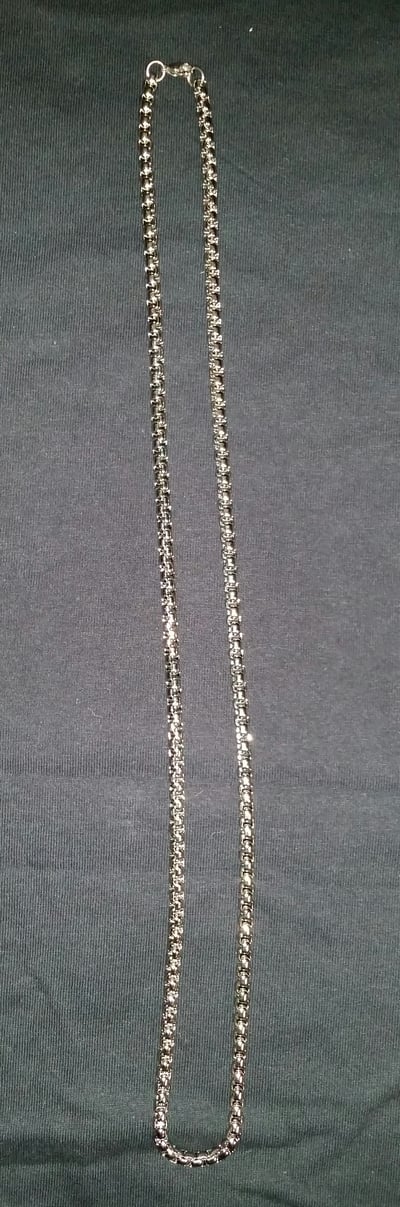 Image of CHAINS 30"