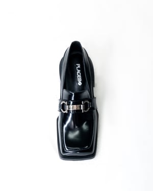 SQUARE TOE GRUNGE LOAFER