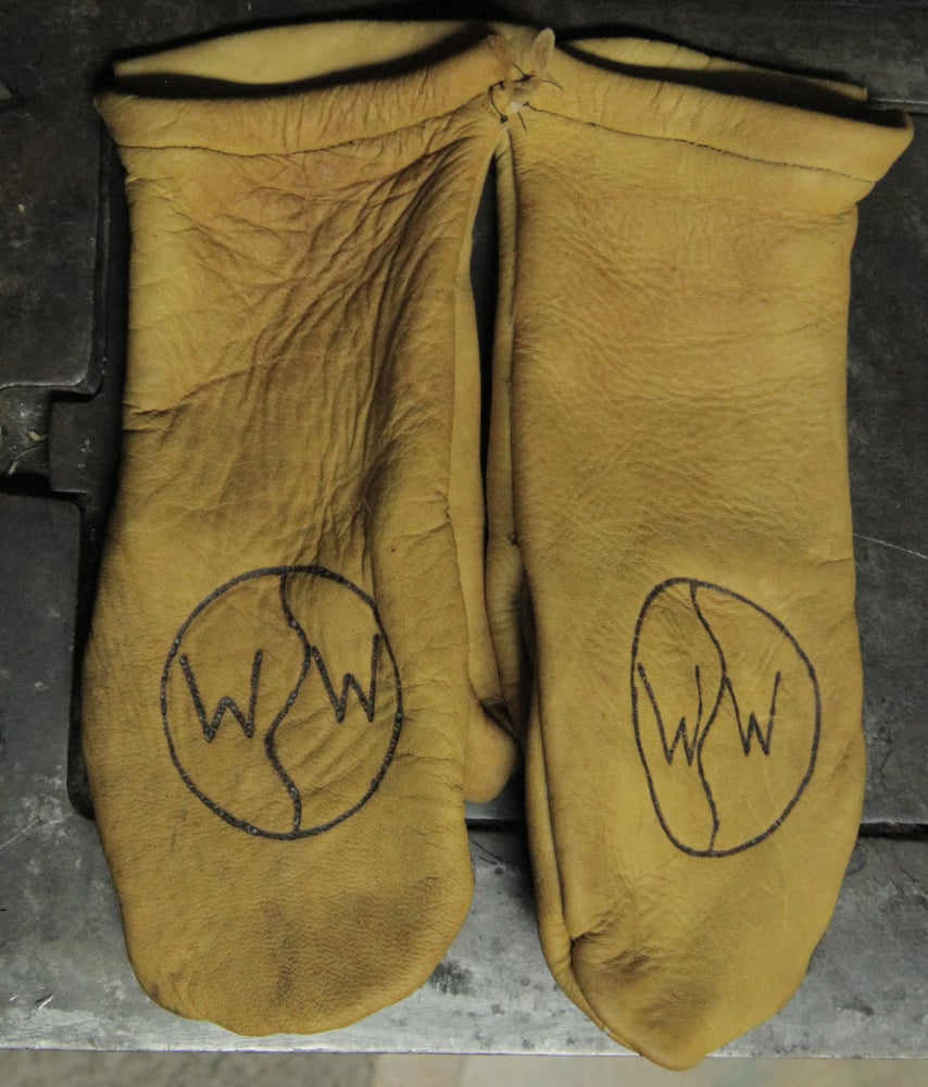 Image of Wild Willy's Classic Mitten