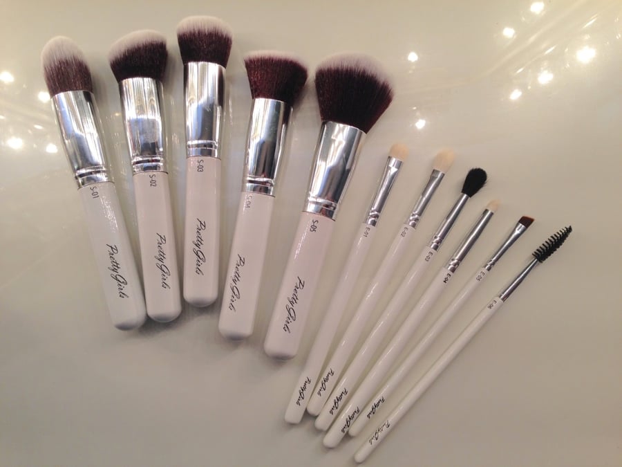 Image of PRISSY WHITE PRETTYGIRLS 11 Piece - "Complete Pretty" Full Makeup Brush Set