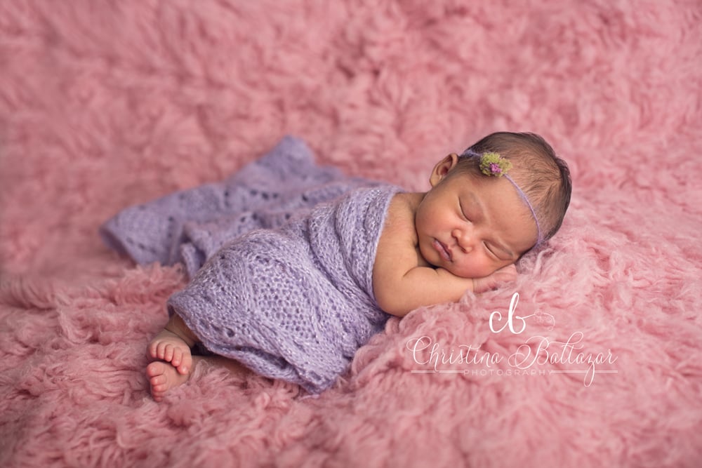 Image of $150 Gift Certificate for Newborn Session/Package