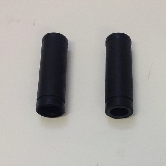 Image of Handlebar Grips - Black (for 1" bars)