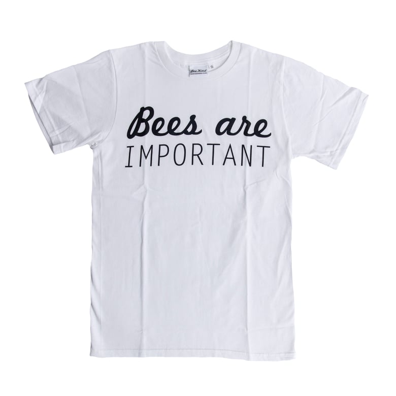 Image of "Bees are important" T-shirt: black on white