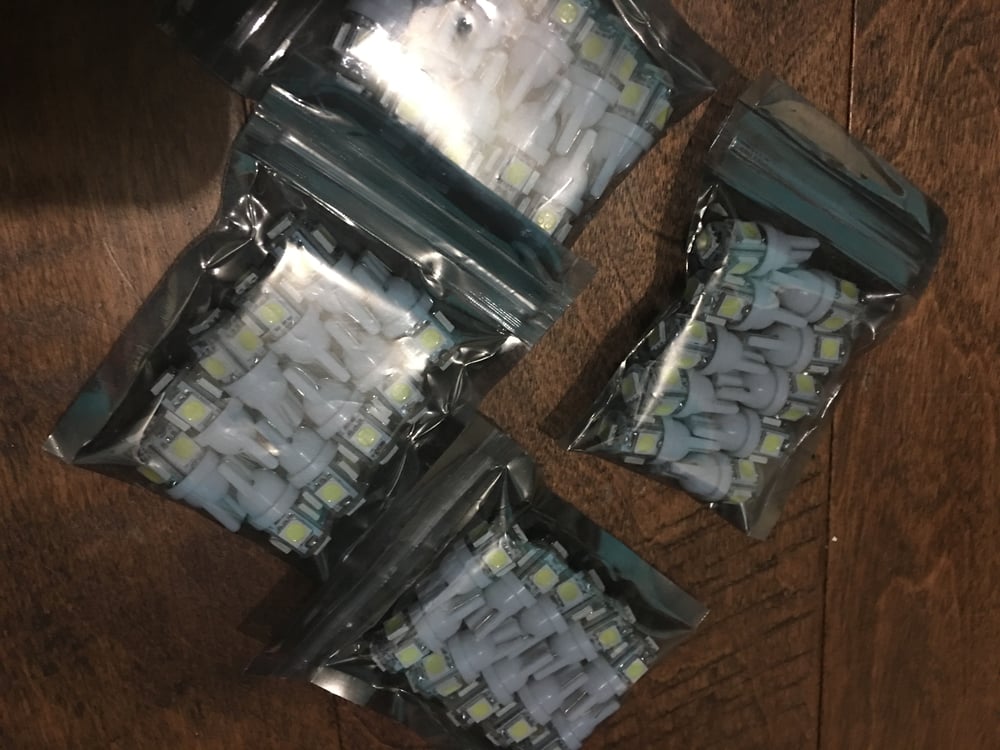 Image of T10 led bright white bulbs