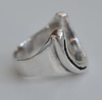 Image 4 of Solid Silver 'Oss Shoe Ring
