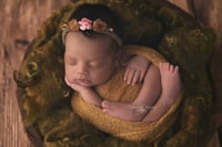 Image 4 of Nest of Curls Blanket - MOSSY GREEN 