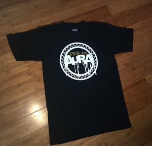 Image of Feel My Aura Crest Tee Blk/Gold/White