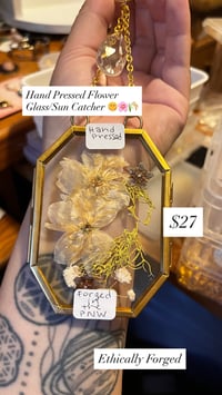 Image 1 of Pressed Flower Glass Sun Catcher 💐🌞✨🌈