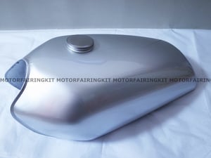 Image of Cafe Racer Honda CG125 / CB125 Fuel Tank/ Plain Series - Right handed cap