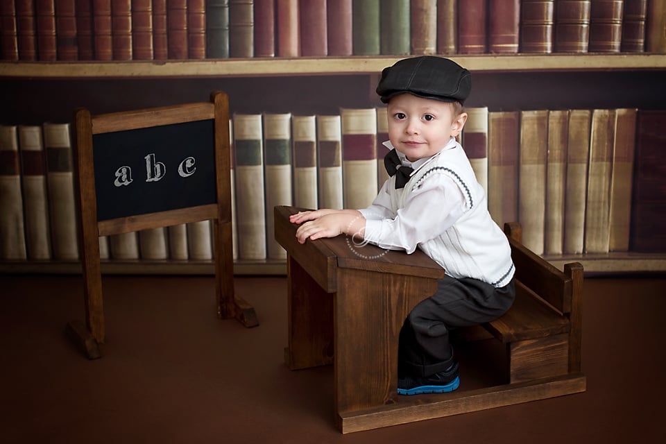 Tiny Dreams Solid Wood School Desk Newborn Baby Photography Prop