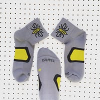 Image 4 of Manchester Bee Dri-Tec® running socks in Grey+Yellow + Black