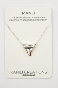 Image 4 of Shark Tooth Necklace Sterling Silver