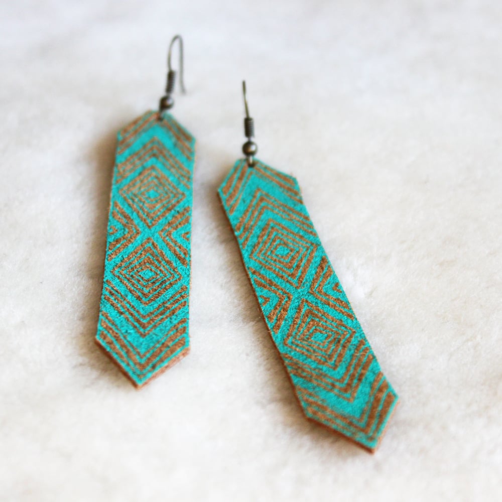Friendship Earrings in tan and turquoise
