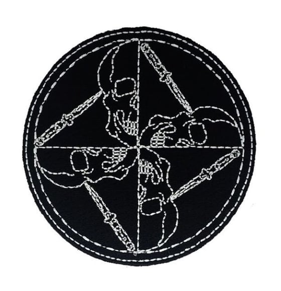 Image of Knife Skull Patch