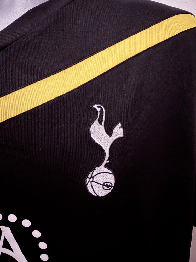 Image of Tottenham Hotspur “MODRIĆ 14” 2011/12 Third Shirt + PL patches (XL)