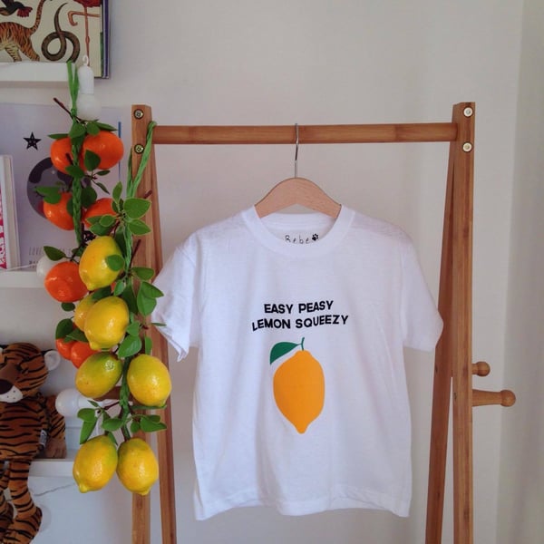Image of lemon Tee