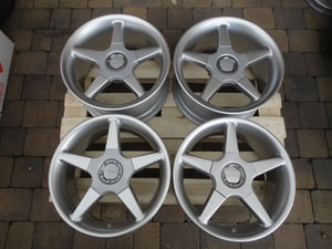 Image of Genuine OZ Fittipaldi 18" 5x130 Alloy Wheels