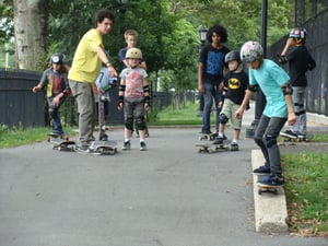 Image of skateboarding group classes
