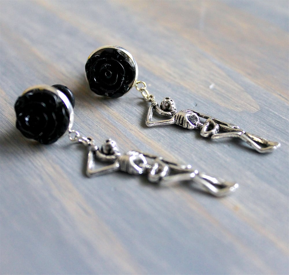 Image of Hanging Skeleton Dangle Plugs