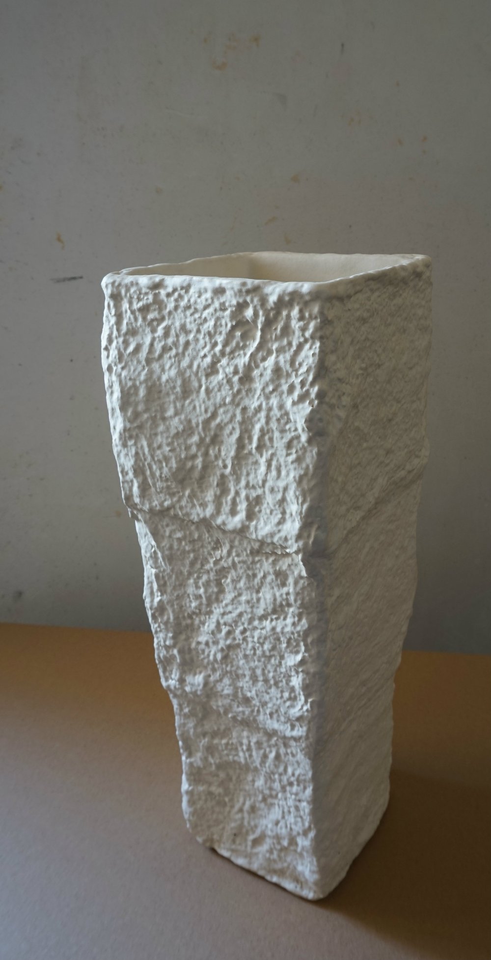 Image of vase en faïence blanche mate