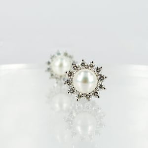 Image of Stunning Diamond & Pearl Earrings
