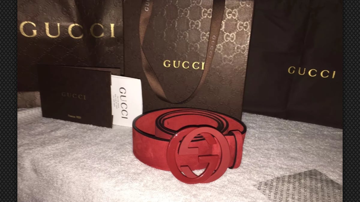 Red suede 2025 gucci belt
