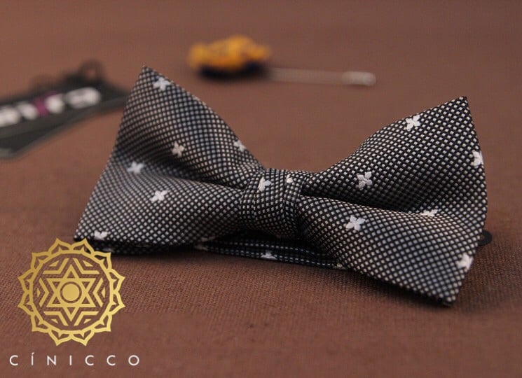 Image of LUXURY BLACK