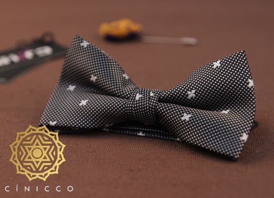 Image of LUXURY BLACK