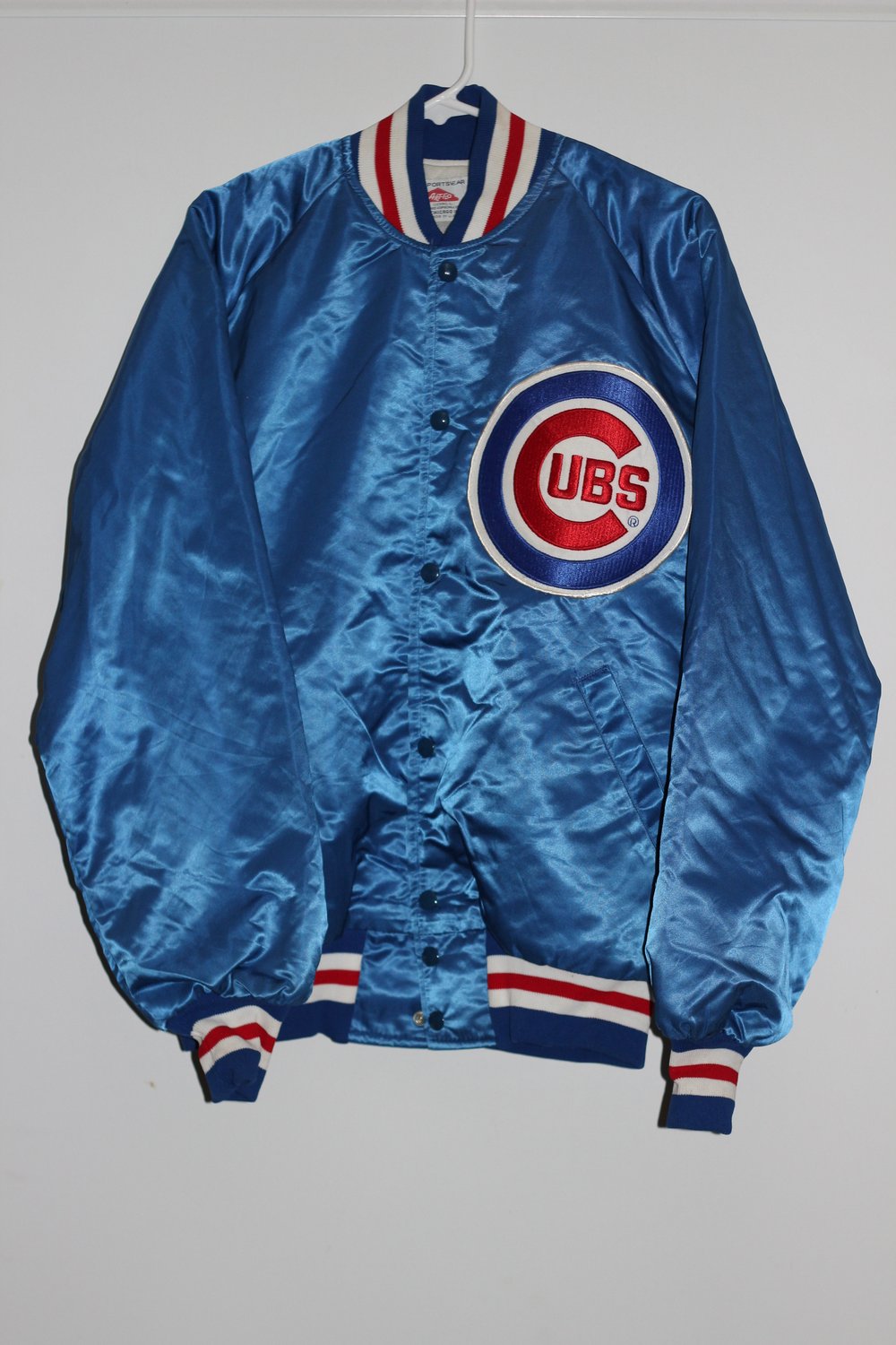 Albogold Thrift — Vintage Chicago Cubs Art-Flo Bomber Jacket Men's Large