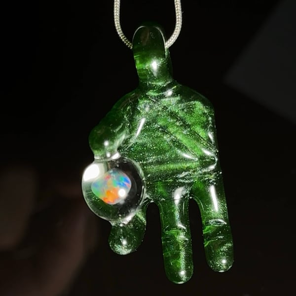Image of Green stardust Opal Pincher