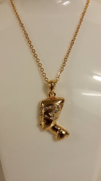 Image of 18K Gold Neferneferuaten Nefertiti Necklace