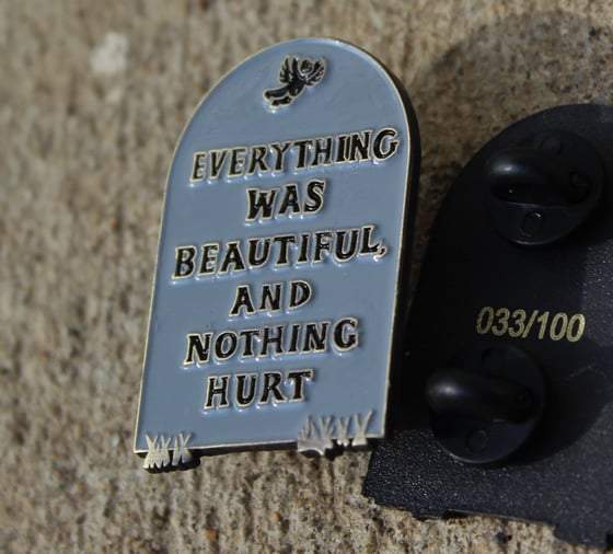 Image of "Slaughterhouse-Five" Second Edition Lapel Pin