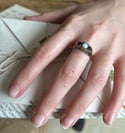 Superbe bague victorienne, XIXème siècle, en argent massif, grenats et opale, Taille 53-54