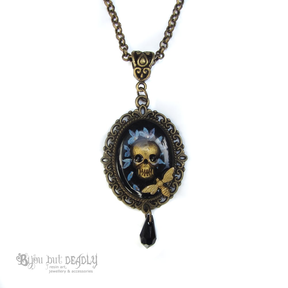 Forget-me-not Skull Cameo Necklace