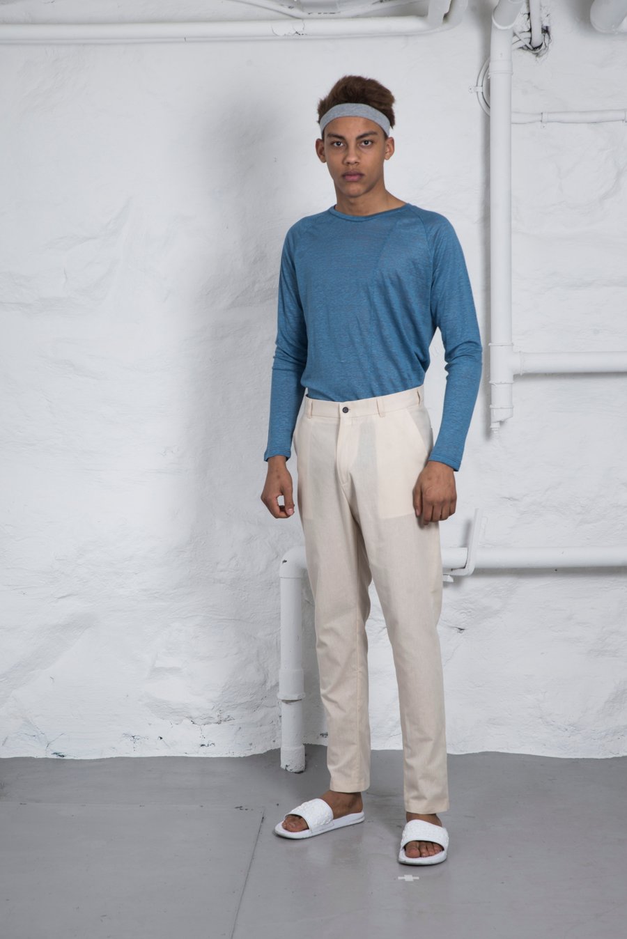 Image of Nico low crotch trousers beige