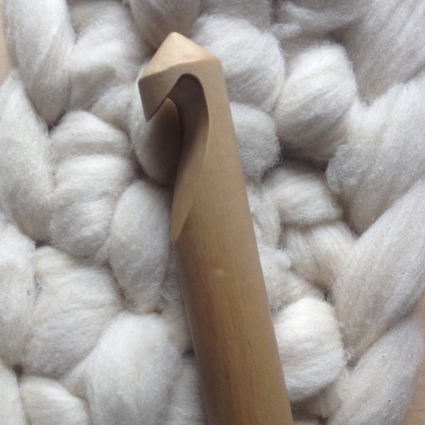 Image of  30 Milimeters Crochet Hook 