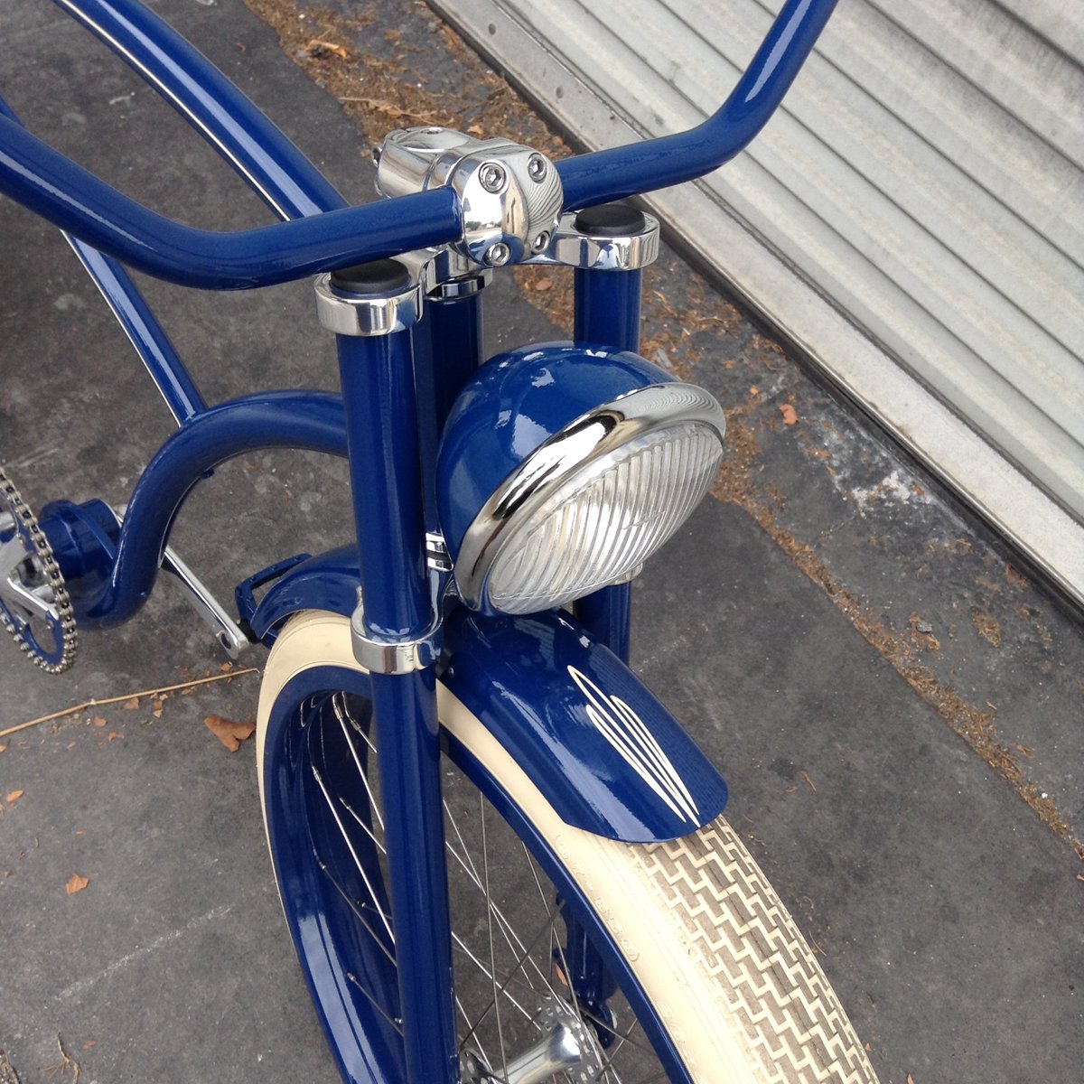 Beach shop cruiser headlight