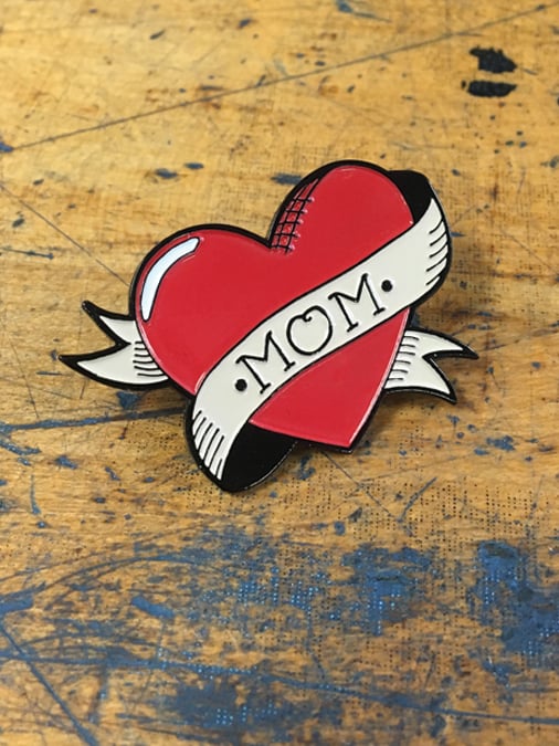 Image of MOM Heart Pin 