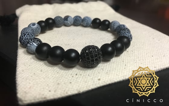 Image of Men's Wristband with Natural Frost Stone, Agate Frost Onix and Black round pave