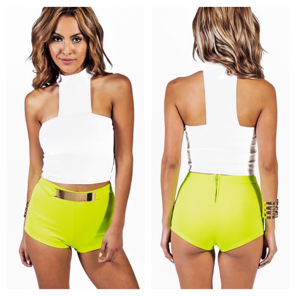 Image of NEON YELLOW GOLD BELTED SHORT PANTS