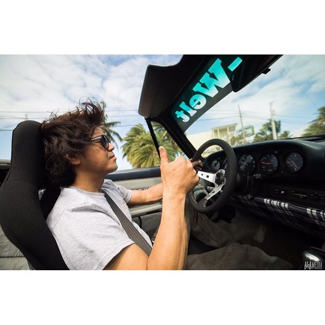 Image of Renown 100 Silver Leather Steering Wheel