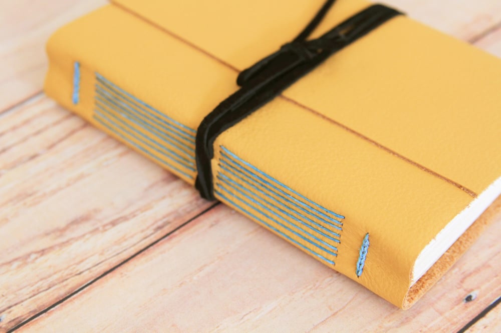 Image of yellow // blue