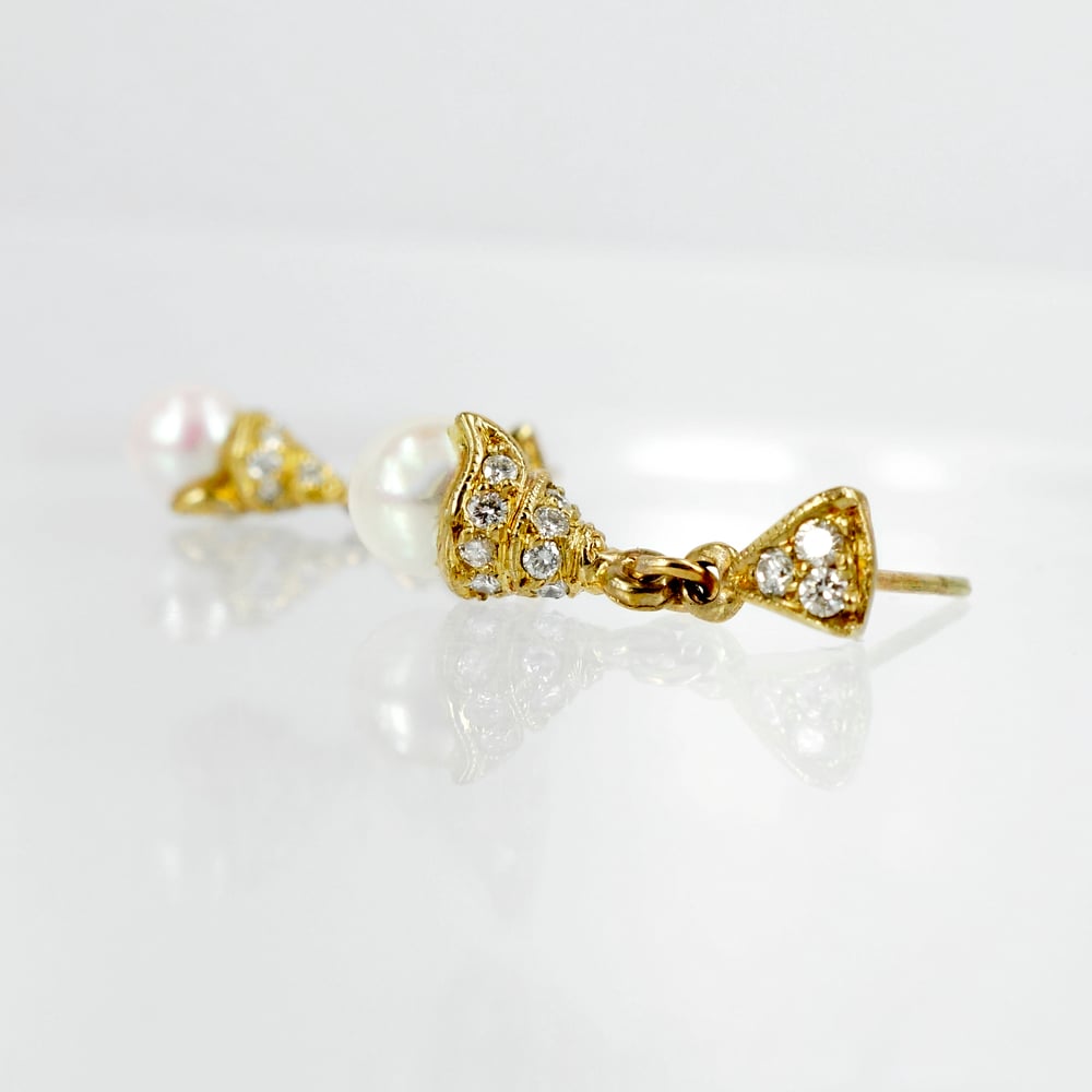 Image of 18ct Yellow Gold Akoya Pearl & Diamond Drop Earrings