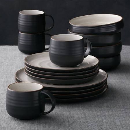 Image of 18th Street 16-Piece Dinnerware Set