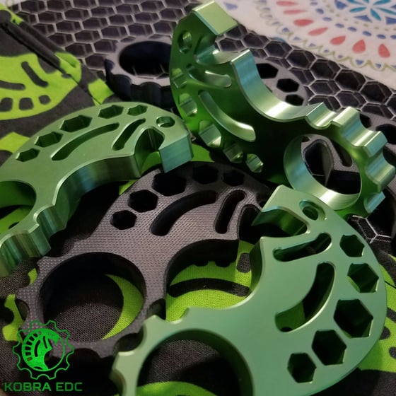 Image of GREEN KOBRA - MULTI-TOOL