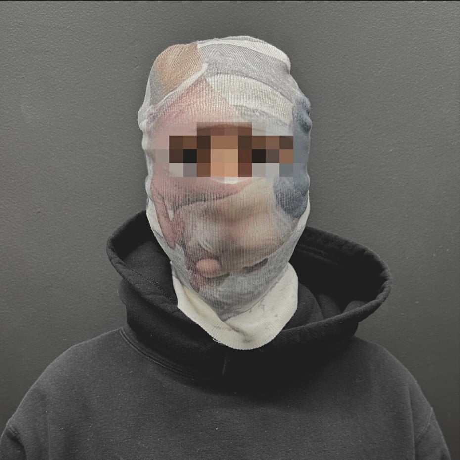 Image of Mask No. 002
