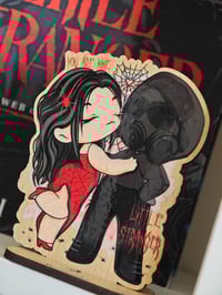 Image 3 of standee Olivia y Malachi 'Little Stranger' 