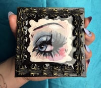 Image 2 of Gothic frame eye   (original)