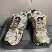 Image 3 of ORDINARY DAY SET